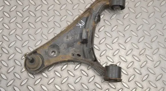 Land Rover Discovery 4 - LR4 Front lower control arm/wishbone