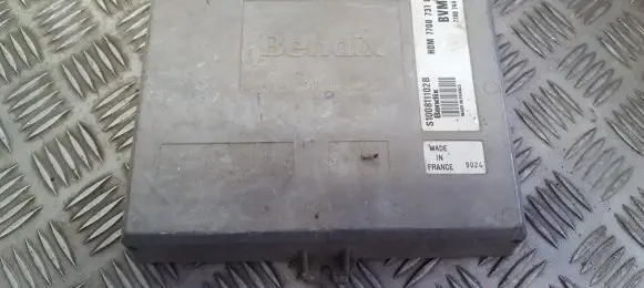 Renault 19 Engine control unit/module HOM7700731802
