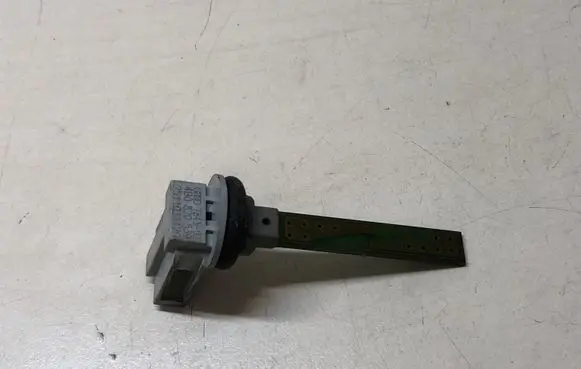Volkswagen Touareg I Interior temperature sensor 4B0820539