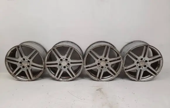 Mercedes-Benz E A207 R18 alloy rim A2074011302 A2074011402