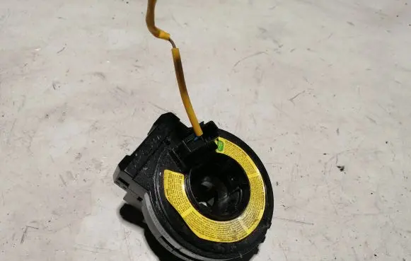 KIA Carens I Airbag slip ring squib (SRS ring)