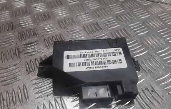 Dodge Grand Caravan Door control unit/module P04686687AP