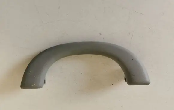Mercedes-Benz E W211 Front interior roof grab handle A2118100051