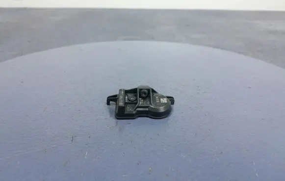 Lexus UX Tire pressure sensor 10R-059945