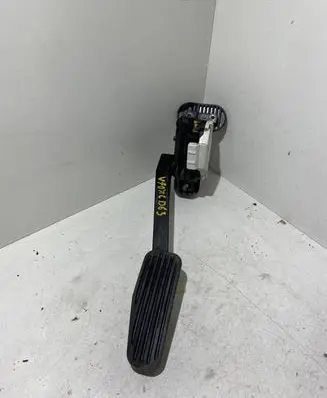 Volvo XC70 Accelerator throttle pedal 9496821 00776918 C041