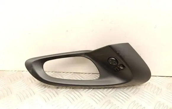 Renault Kadjar Mirror switch trim 156088761