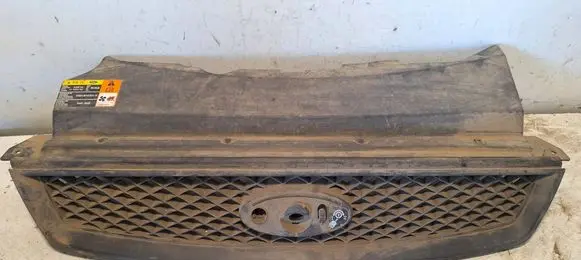 Ford Focus Front grill 4M518C436A