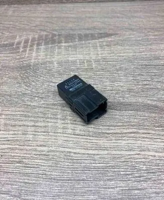 Mitsubishi Galant Other relay 1567000780 MB629085