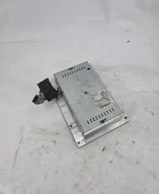 Volvo V50 Sound amplifier 30679536 020374