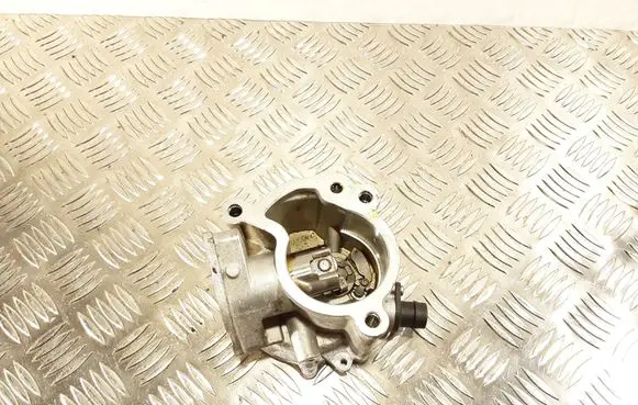 Volvo S60 Vacuum pump 32208309