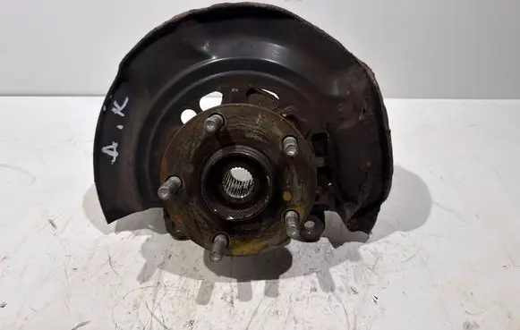 Toyota Auris E180 Front wheel hub F06L5 151002 R837