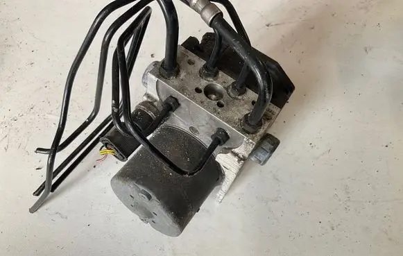 Audi A4 S4 B6 8E 8H ABS Pump 8K0614517 0265225048