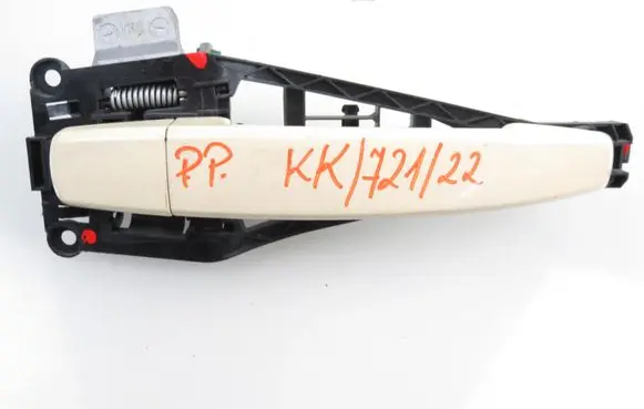 Opel Zafira B Front door exterior handle 