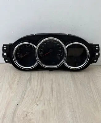 Dacia Duster Speedometer (instrument cluster) 248102645R 0002431551