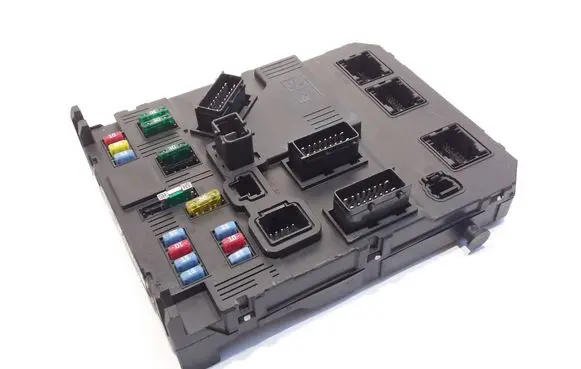 Peugeot 407 Comfort/convenience module 9655708480 S120104600L BSIS0300