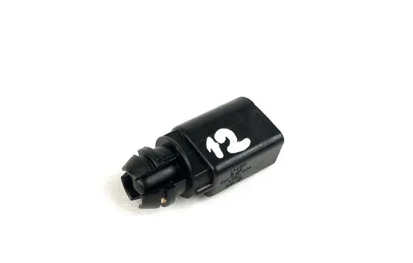Skoda Fabia Mk2 (5J) Outside/exterior temperature sensor 8z0820535