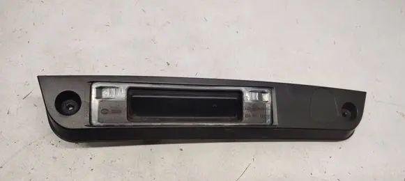 Volvo XC40 Tailgate/boot open switch button 32310005 04142008