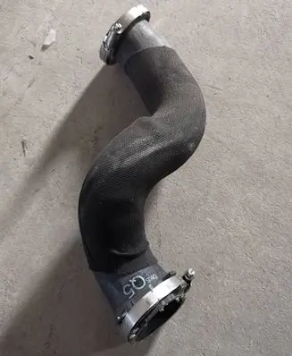 Audi Q5 SQ5 Intercooler hose/pipe 8R0145993 MR129351