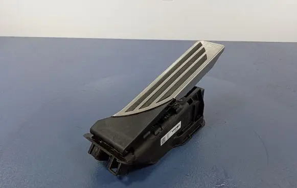 Alfa Romeo Stelvio Accelerator throttle pedal 00505513370