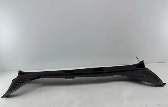 Audi A3 8Y Wiper trim 8Y2819403