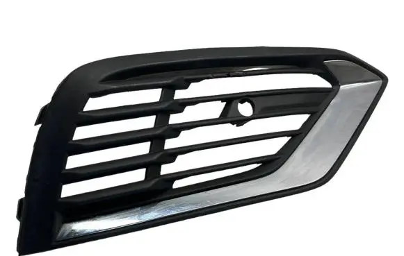 Volvo S60 Front bumper lower grill 31688827