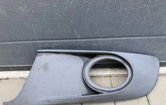 Volkswagen Caddy Front fog light trim/grill 1T0853665N