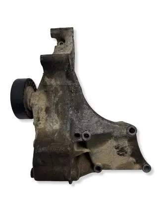 Volkswagen Multivan T4 Generator/alternator bracket 074145169A