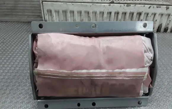 Volvo S80 Passenger airbag 31104261