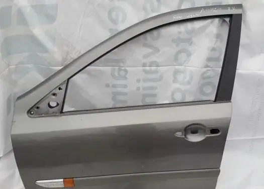 Renault Laguna II Front door