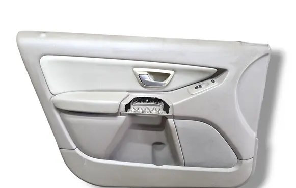 Volvo XC90 Front door card panel trim 1132156