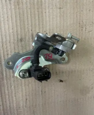 Toyota Avensis T270 Air pressure sensor 89421-20200