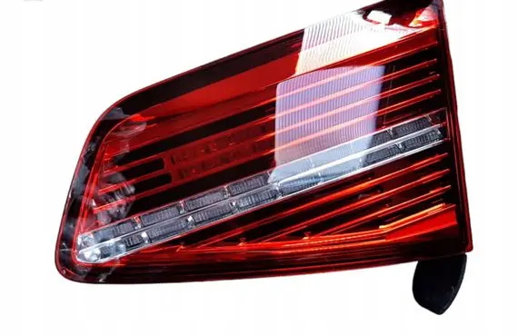 Volkswagen PASSAT B8 Rear/tail lights 3G5945308A