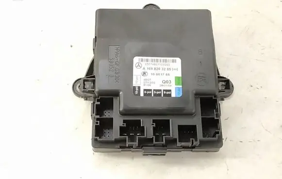 Mercedes-Benz B W245 Door control unit/module 1698203285 A1698203285
