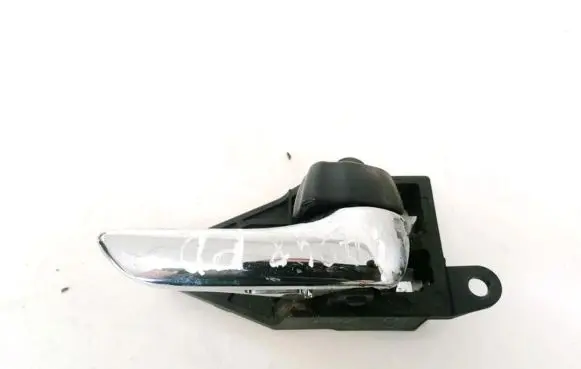 Toyota Avensis Verso Front door interior handle