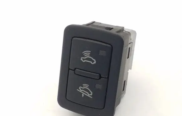 Audi A3 S3 8P Alarm switch 8P0962109