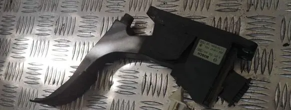 Volkswagen Golf IV Accelerator throttle pedal 0281002342