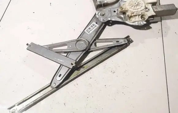 Toyota Corolla E120 E130 Sliding door window regulator with motor 