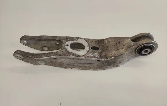 Audi Q7 4M Rear control arm 4M0505311