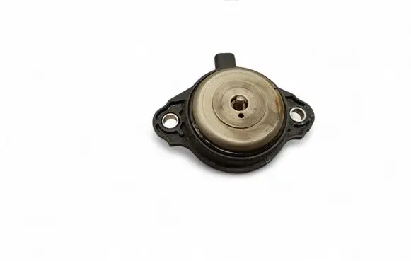 Porsche Macan (95B) Camshaft vanos timing valve 94610505379