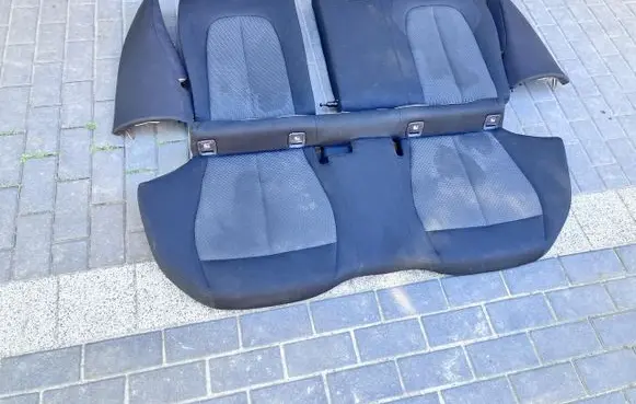BMW 1 F40 Second row seats 475 BLACK