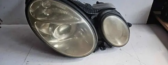 Mercedes-Benz E W211 Headlight/headlamp 15436200