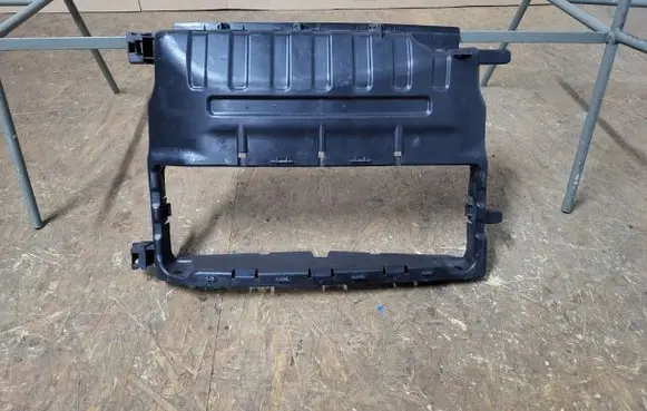 Renault Zoe Intercooler air guide/duct channel 215541324R