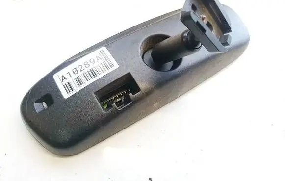 Toyota Avensis T250 Rear view mirror (interior) e11015626