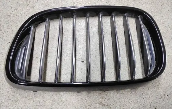 BMW 7 G11 G12 Front bumper upper radiator grill 7357011