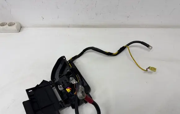 Audi A6 S6 C6 4F Positive cable (battery) 4F0971845B KB4F845B