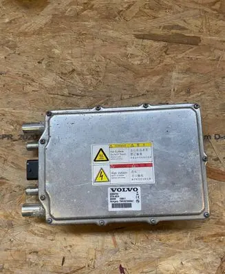 Volvo XC90 Voltage converter inverter 32202704