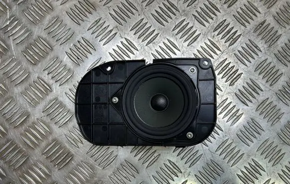 BMW 5 F10 F11 Parcel shelf speaker 9239184