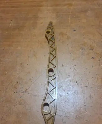 Honda CR-V Slide rail for timing chain 