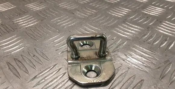 Mercedes-Benz ML W164 Front door lock loop/hook striker 