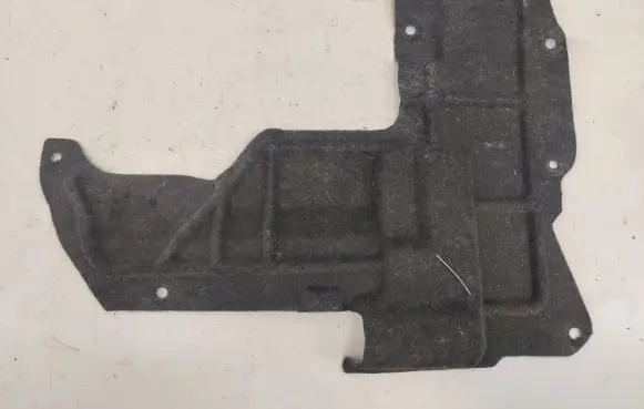Chevrolet Camaro Engine splash shield/under tray 23164448